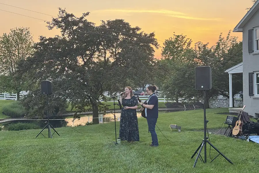 Live Music at Plain & Fancy Farm by the Pond