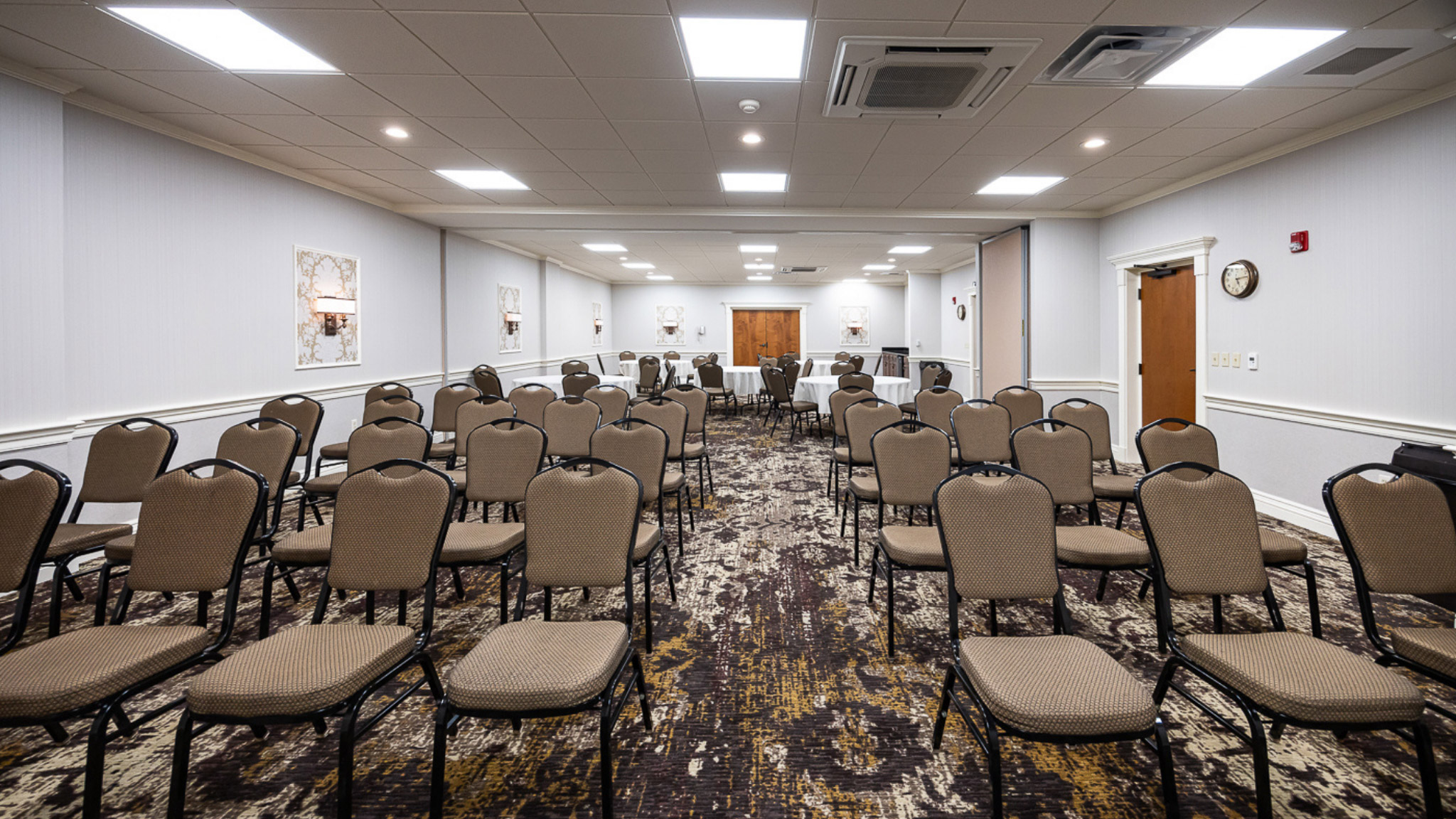 Meeting Room at AmishView Inn & Suites at Plain & Fancy Farm in Lancaster County