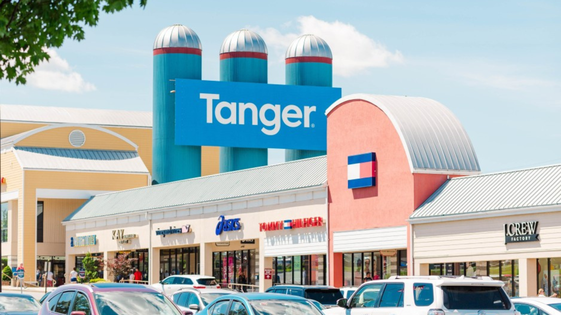 Tanger Outlets in Lancaster